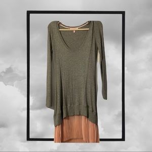 Beautiful waist dress, Victoria Secret, never worn